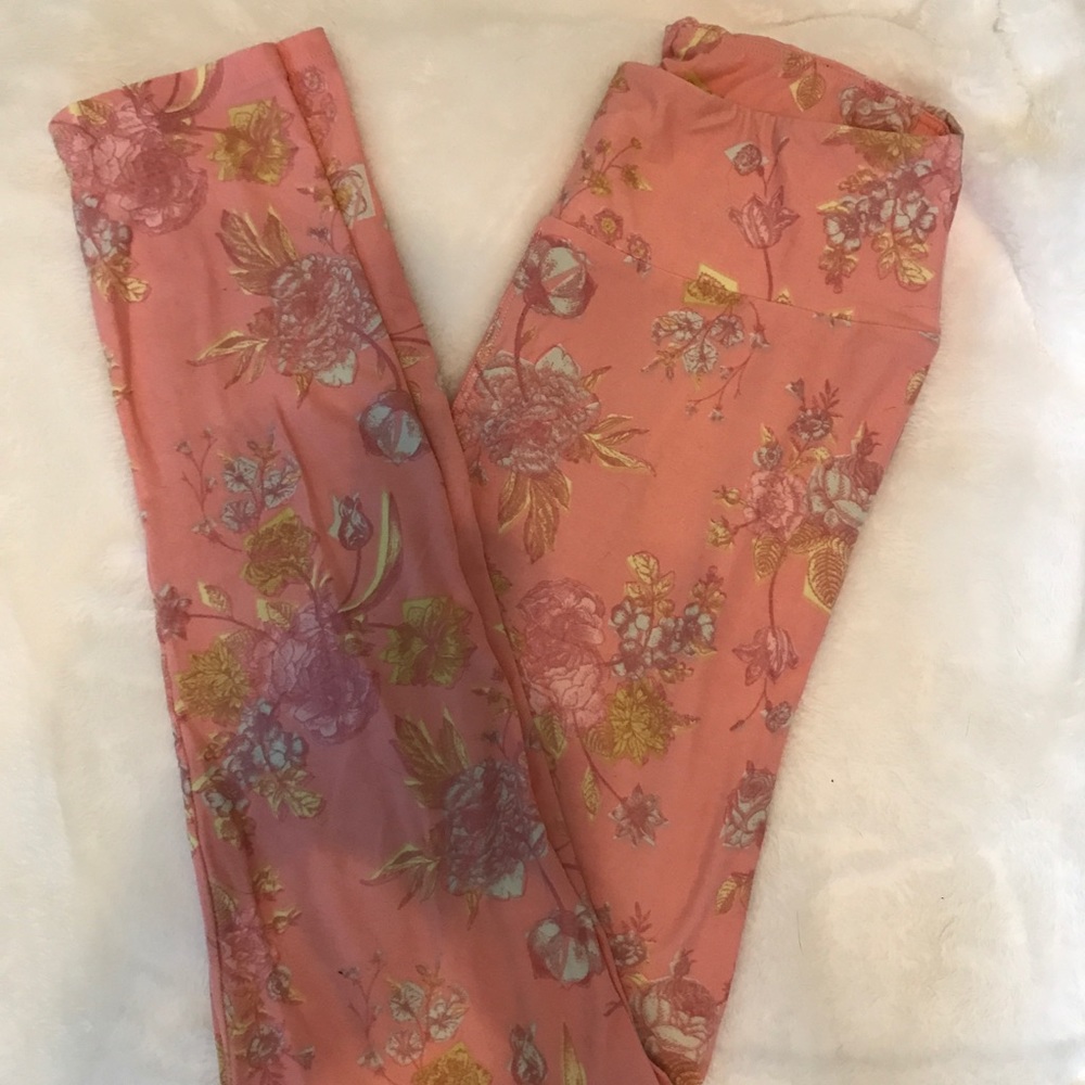 LulaRoe One Size Leggings